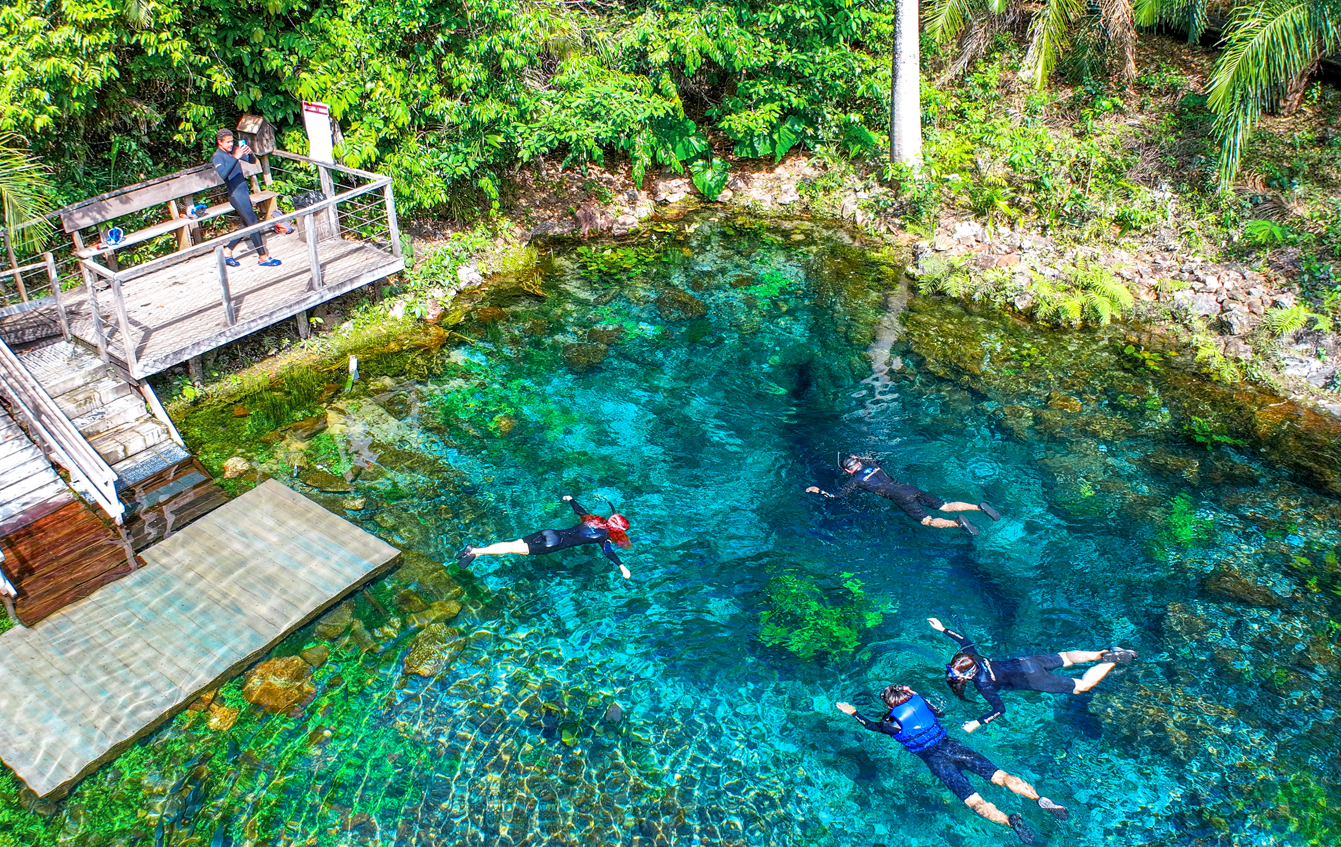 Nascente Azul Flutuação