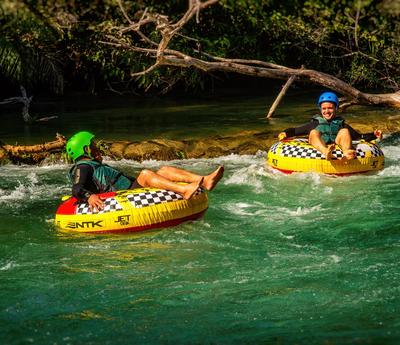 Passeio de Bote em Bonito MS